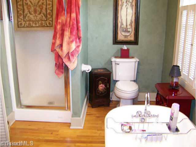905 South Franklin Road Mount Airy, NC 27030 - Photo 11 of 16 Master Bath/Spa.