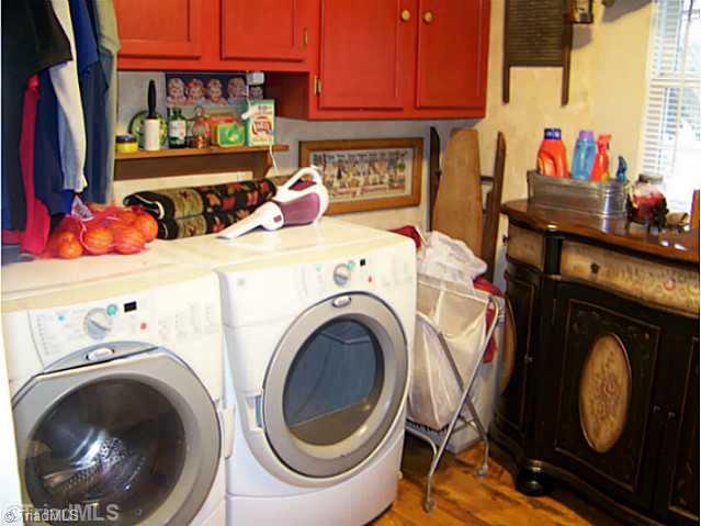 905 South Franklin Road Mount Airy, NC 27030 - Photo 6 of 16 Laundry Room.
