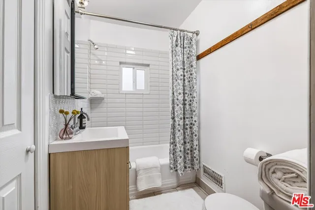 $2,395 | 1319 South Mansfield Avenue, Los Angeles, CA 90019