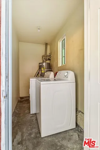 $2,395 | 1319 South Mansfield Avenue, Los Angeles, CA 90019