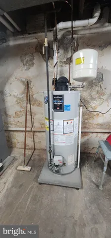 $239,000 | 1209 East Linden Street, Reading, PA 19604