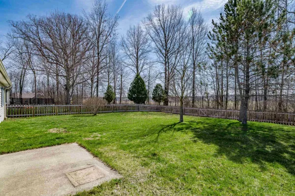 $234,900 | 7422 Woodsmill Court, Fort Wayne, IN 46835