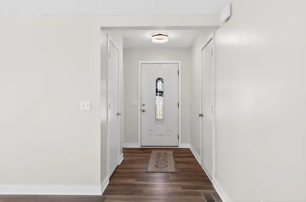 $234,900 | 7422 Woodsmill Court, Fort Wayne, IN 46835