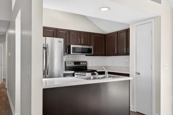 $234,900 | 7422 Woodsmill Court, Fort Wayne, IN 46835