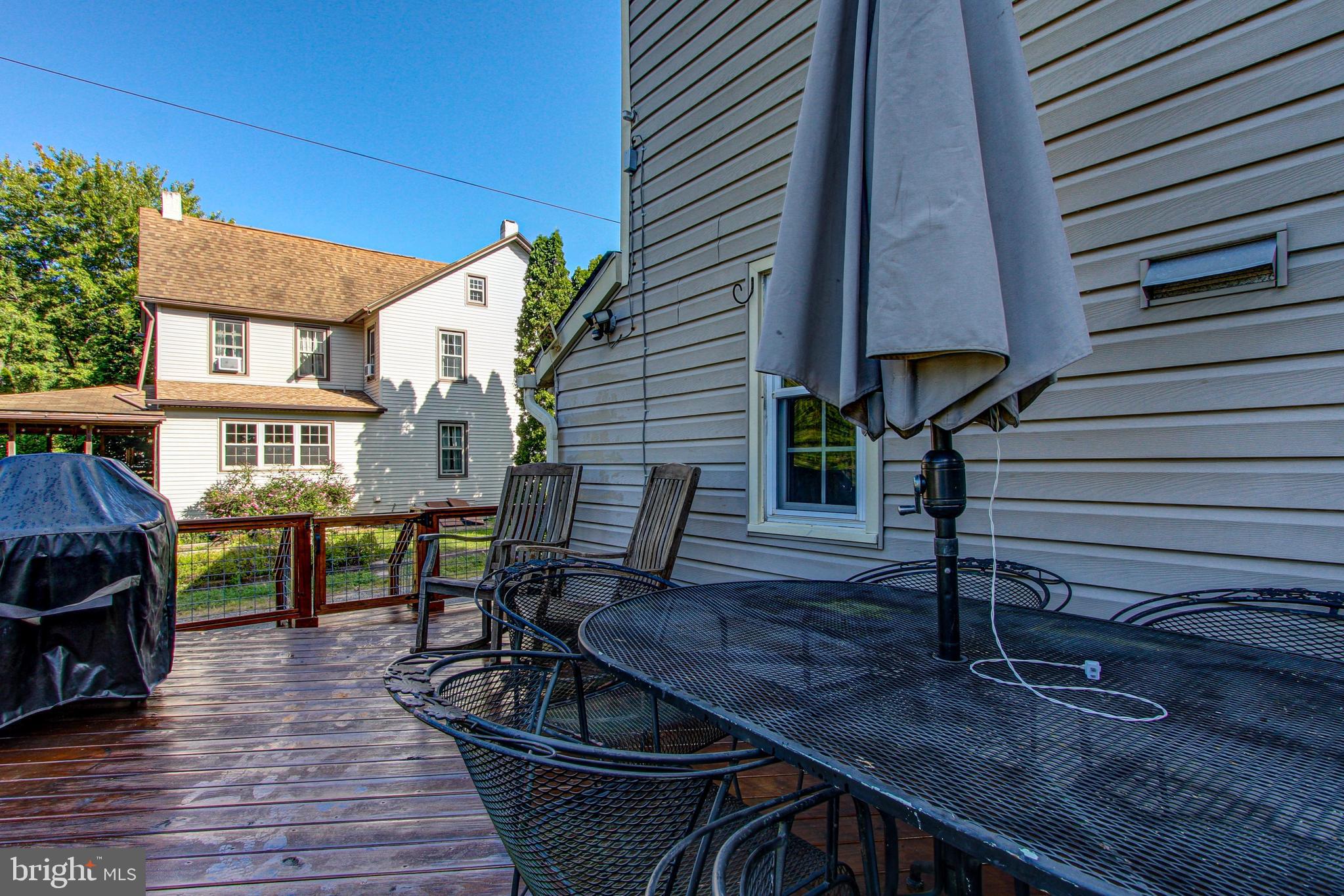 1117 Easton Road Riegelsville, PA 18077 - Photo 37 of 55 Deck new