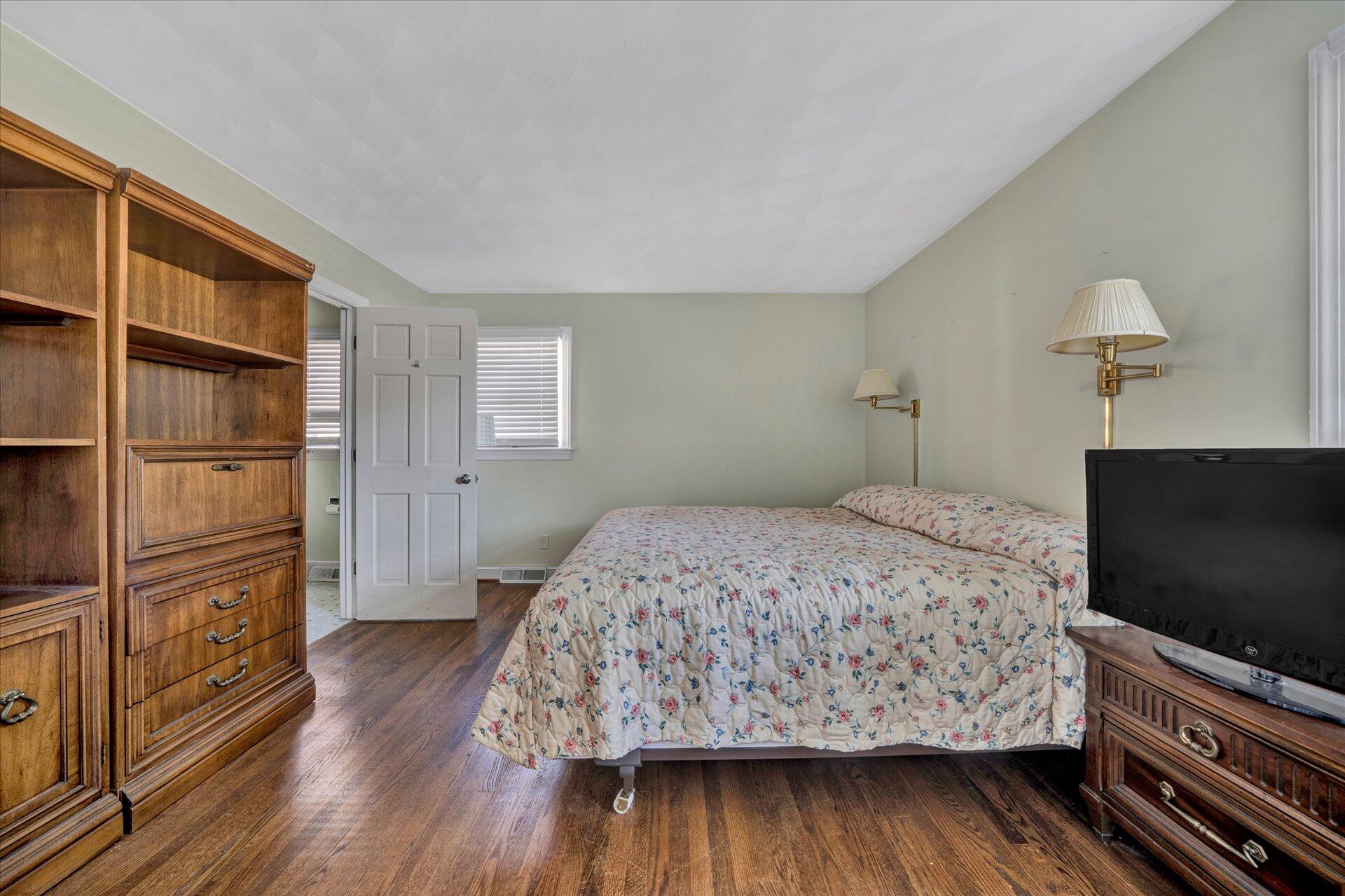 426 Highfield Road Salem, VA 24153 - Photo 17 of 29 17-DSC00046