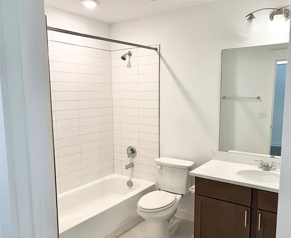 $399,000 | 15308 Grenadine Bloom Cove, Del Valle, TX 78617