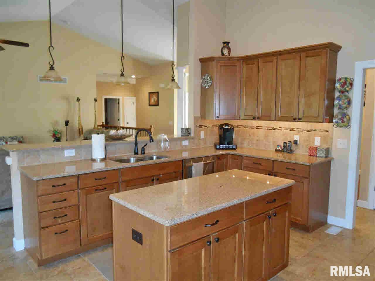 5371 Hugo Road Bettendorf, IA 52722 - Photo 7 of 23 Gallery Image 7