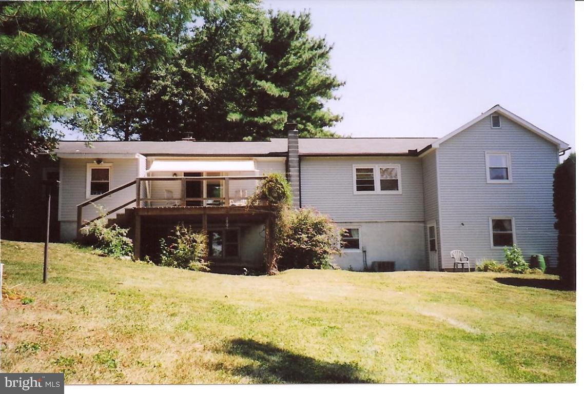 114 North Colebrook Road Manheim, PA 17545 - Photo 4 of 14