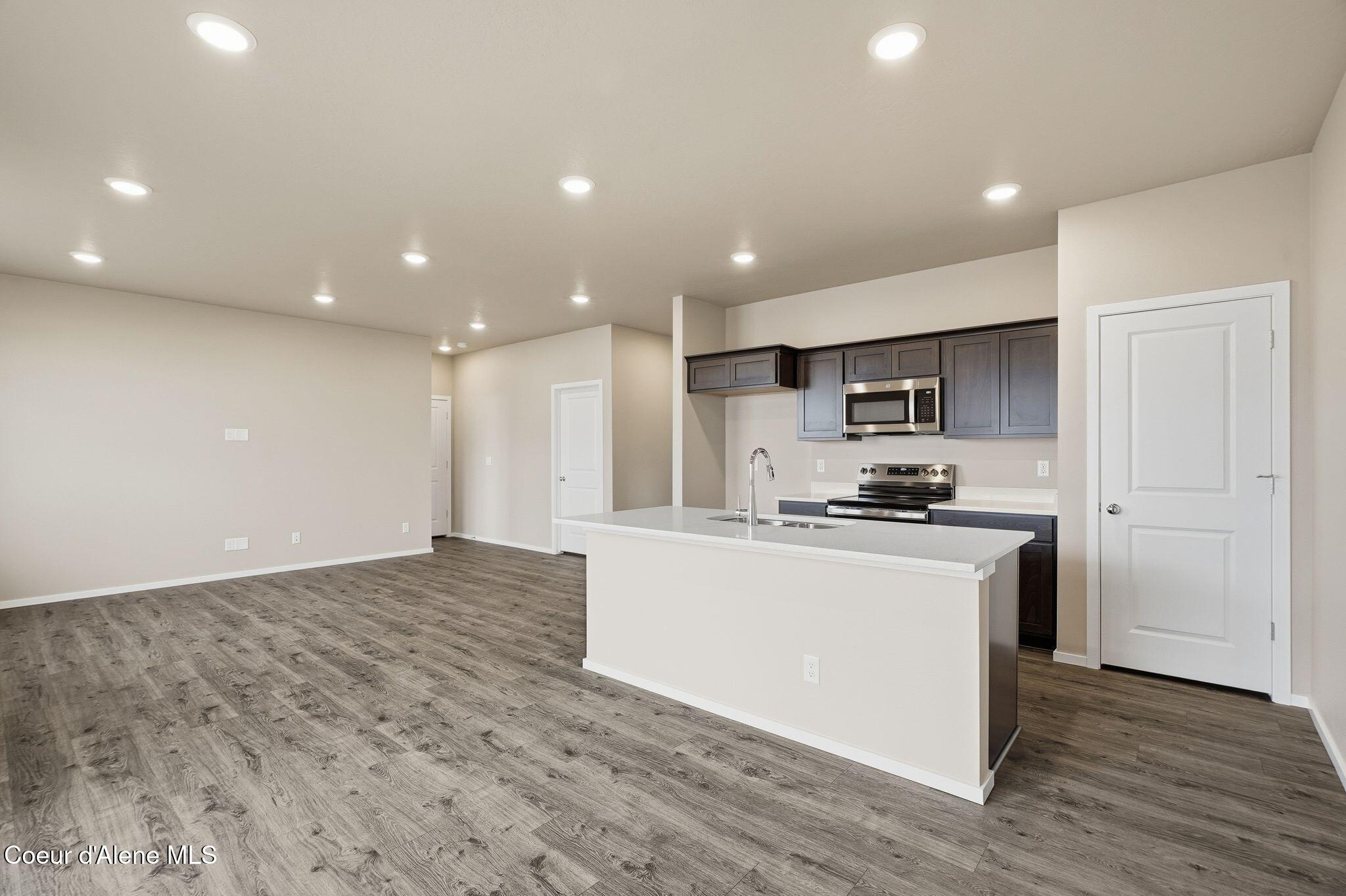 3279 North Corvus Street Post Falls, ID 83854 - Photo 7 of 20 Inside-Media-Corvus-9