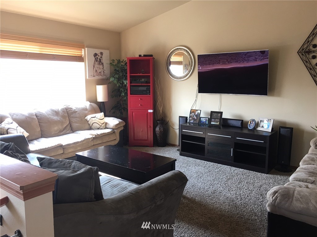 2134 Citation Loop Wenatchee, WA 98801 - Photo 2 of 12 Gallery Image 2