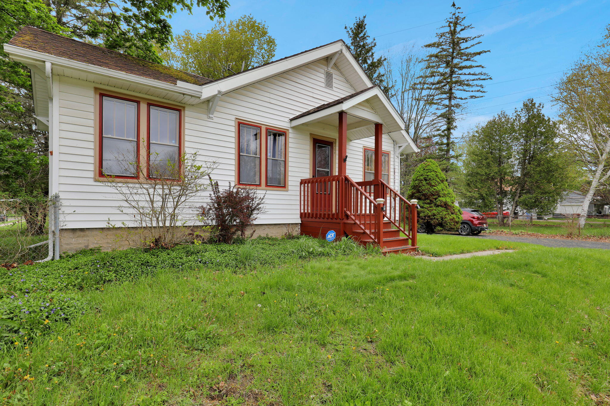 4308 Pleasant Grove Road Lansing, MI 48910 - Photo 26 of 26 26-web-or-mls-Open Ended Media-2