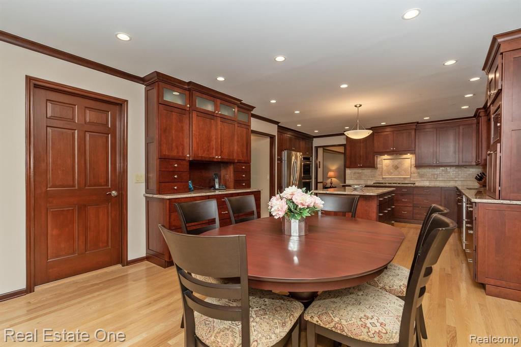 3449 Summit Ridge Drive Rochester Hills, MI 48306 - Photo 14 of 44