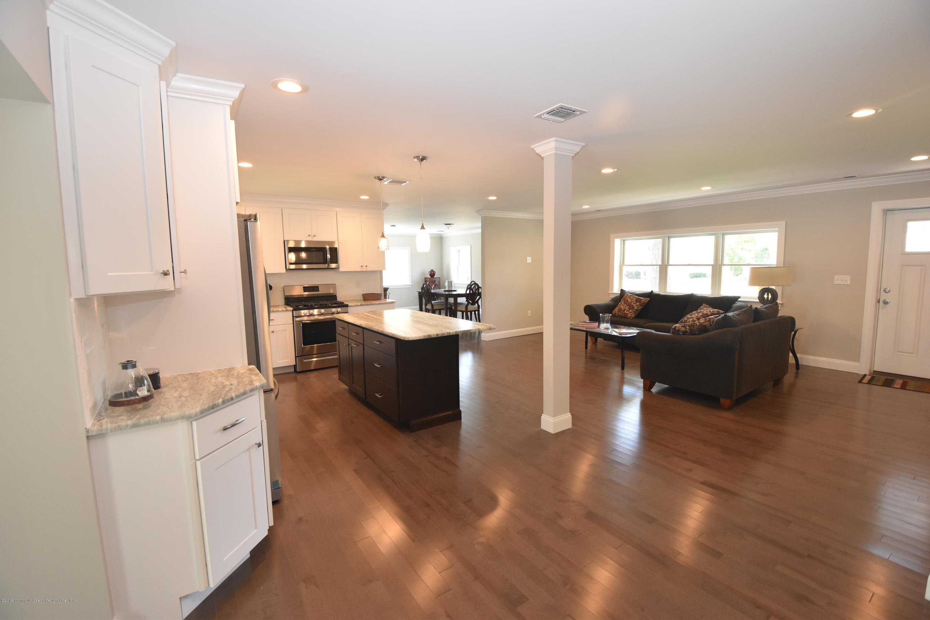 2319 Cardinal Drive Point Pleasant, NJ 08742 - Photo 6 of 15 DSC_0029