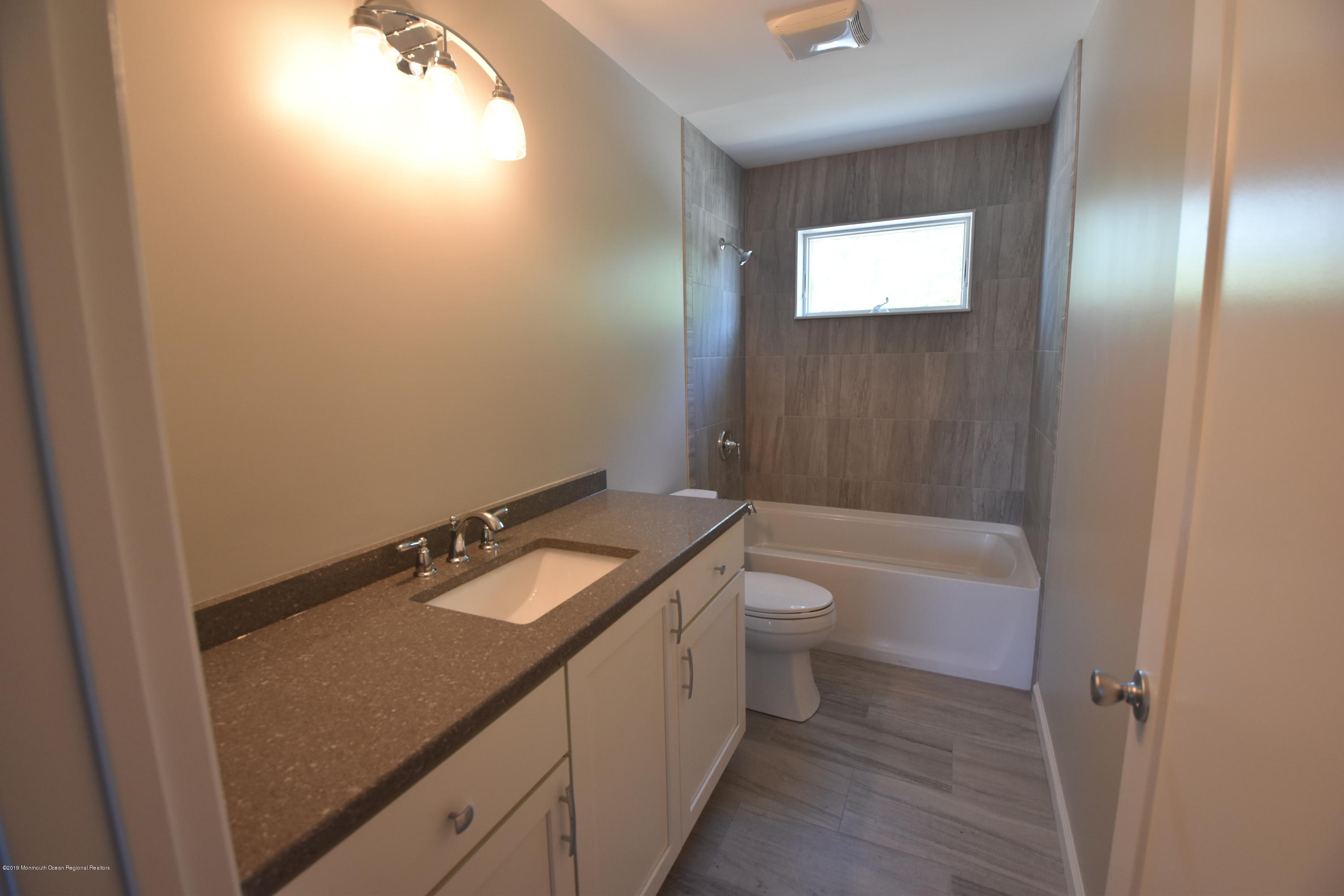 2319 Cardinal Drive Point Pleasant, NJ 08742 - Photo 9 of 15 DSC_0035