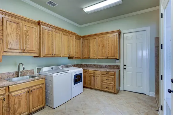 $740,000 | 1060 Highway 162, Benton, LA 71006