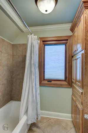 a bathroom with a tub
