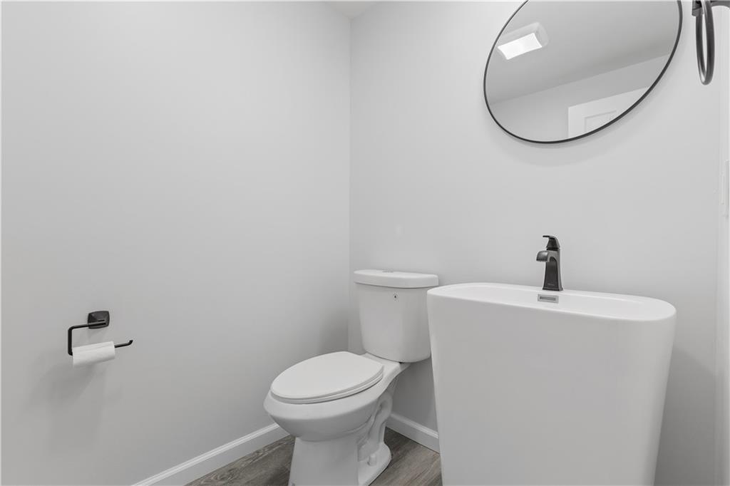 158 Spring Grove Road Pittsburgh, PA 15235 - Photo 27 of 35 Gallery Image 27