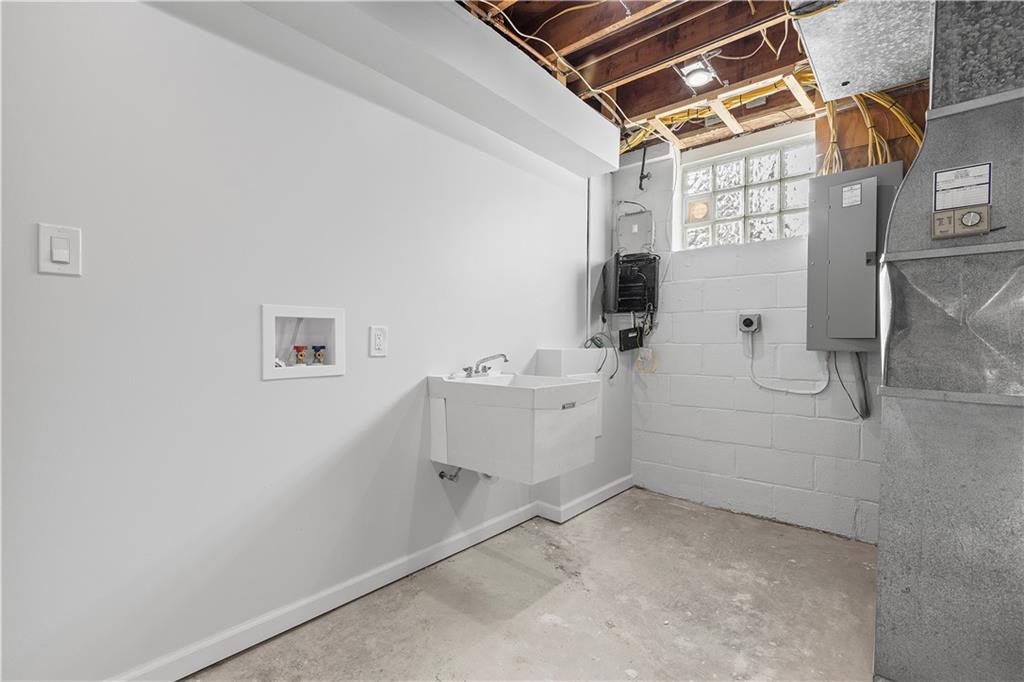 158 Spring Grove Road Pittsburgh, PA 15235 - Photo 32 of 35 Gallery Image 32