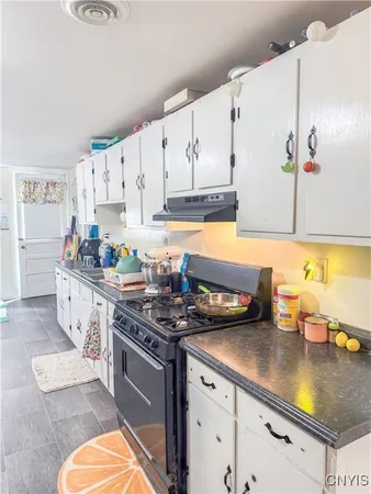 $139,000 | 197 Salisbury Street, Sandy Creek, NY 13145