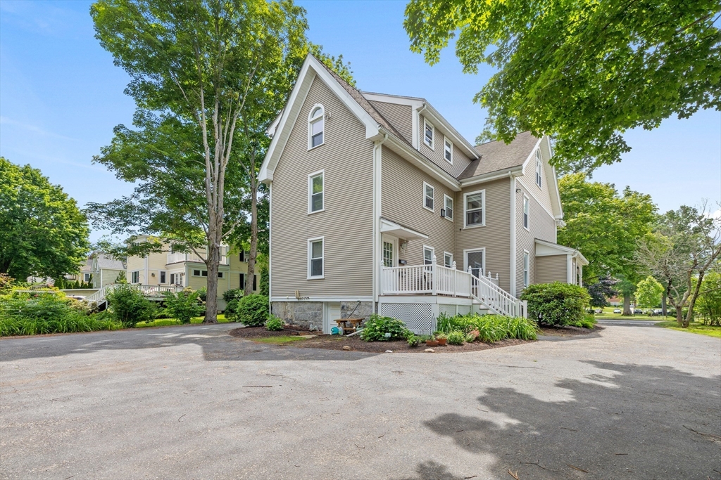 40 Chestnut Street, Unit 1 Andover, MA 01810 - Photo 18 of 20