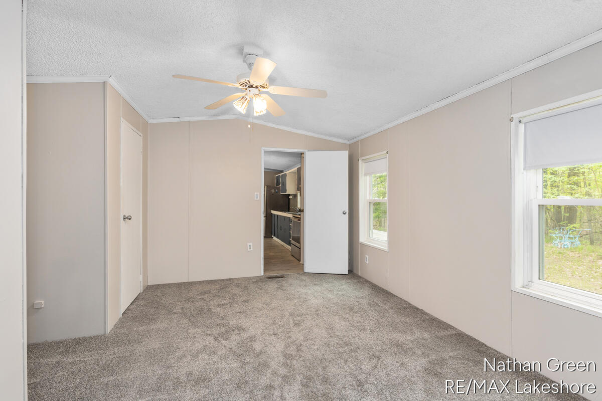 957 Maple Street Pullman, MI 49450 - Photo 13 of 27 957-Maple_013