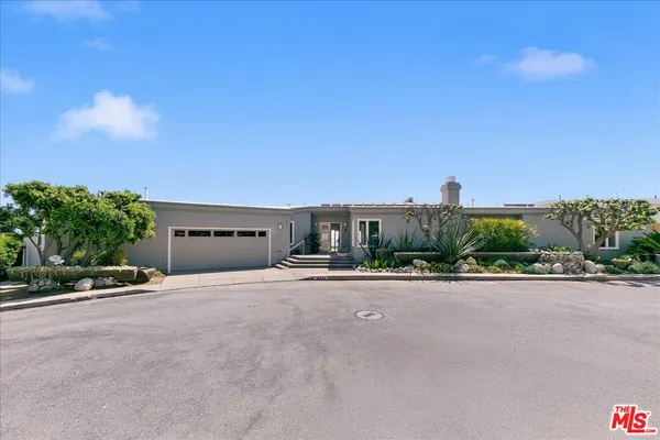 $17,500 | 18244 Coastline Drive, Malibu, CA 90265