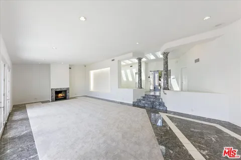 $17,500 | 18244 Coastline Drive, Malibu, CA 90265