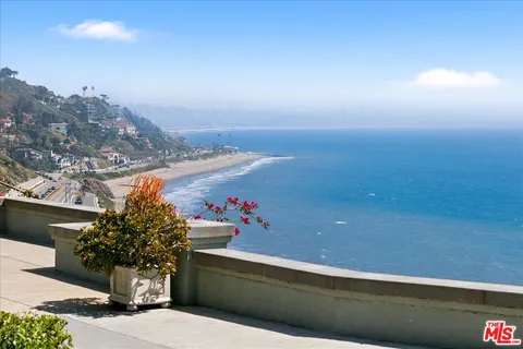 $17,500 | 18244 Coastline Drive, Malibu, CA 90265