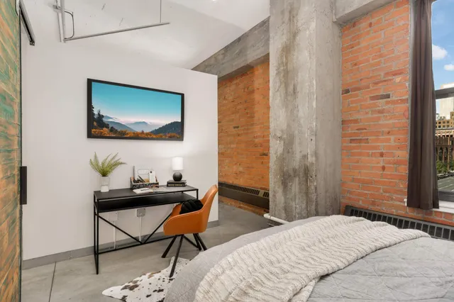 $1,750 | 250 Park Avenue, Unit 307, Minneapolis, MN 55415