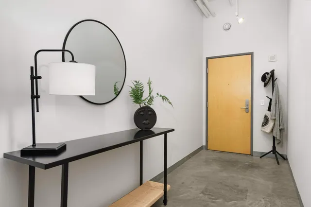 $1,750 | 250 Park Avenue, Unit 307, Minneapolis, MN 55415