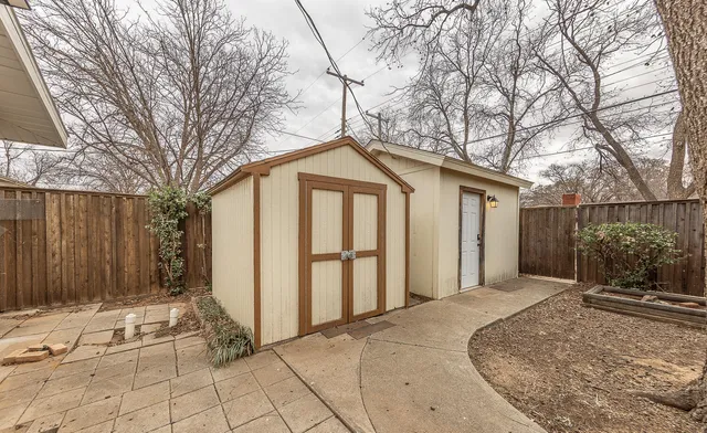 $300,000 | 3423 55th Street, Lubbock, TX 79413