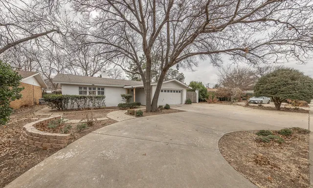 $300,000 | 3423 55th Street, Lubbock, TX 79413