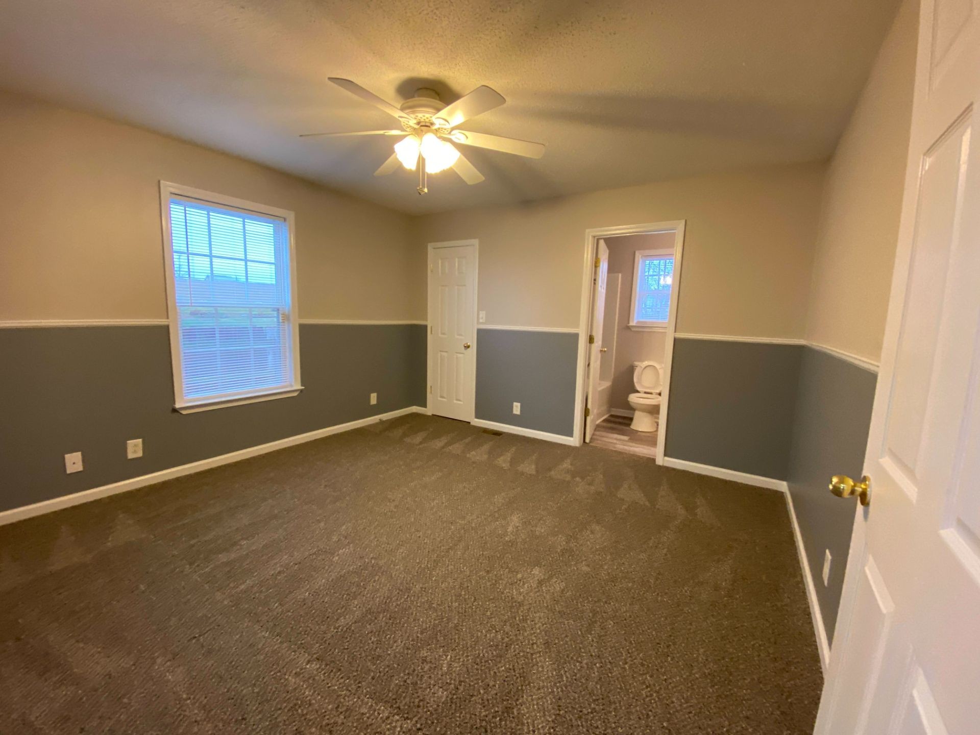 428 Filmore Road Oak Grove, KY 42262 - Photo 7 of 16 a view of an empty room with a window