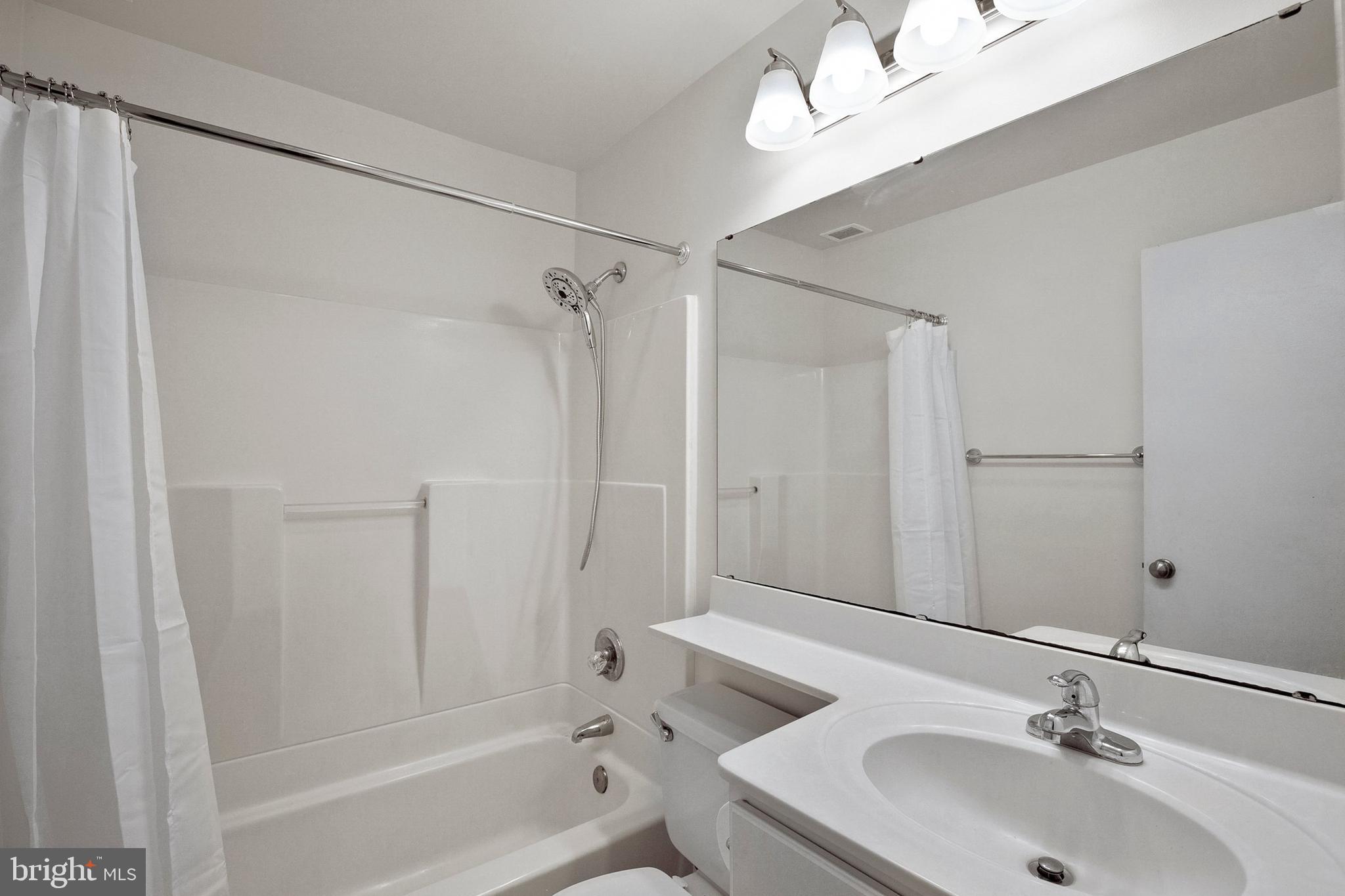 1730 Arlington Boulevard, Unit 203 Arlington, VA 22209 - Photo 16 of 27