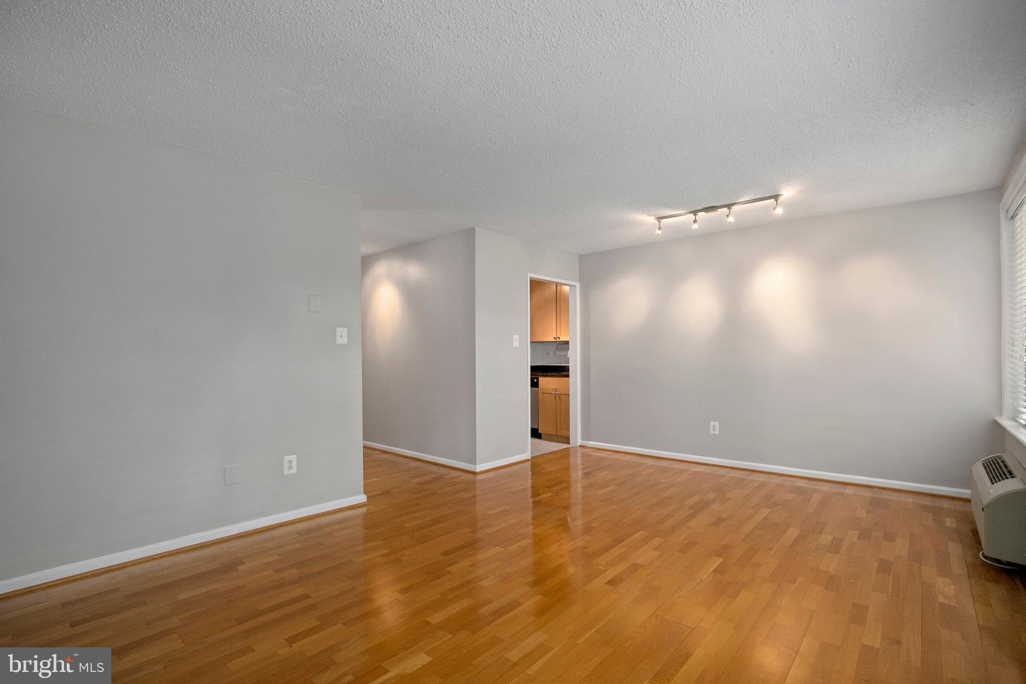 1730 Arlington Boulevard, Unit 203 Arlington, VA 22209 - Photo 7 of 27