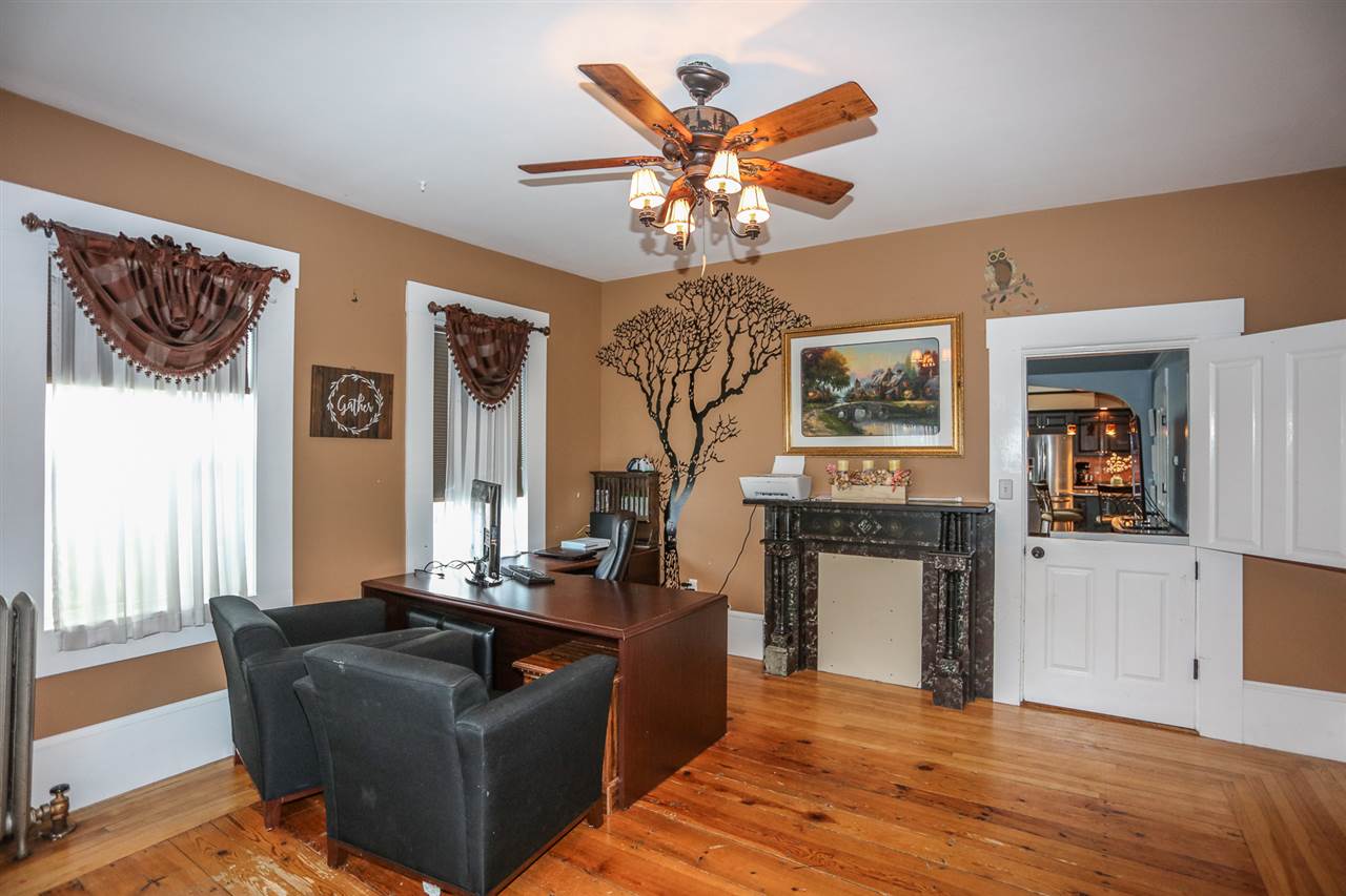 48 Mammoth Road Manchester, NH 03103 - Photo 8 of 29