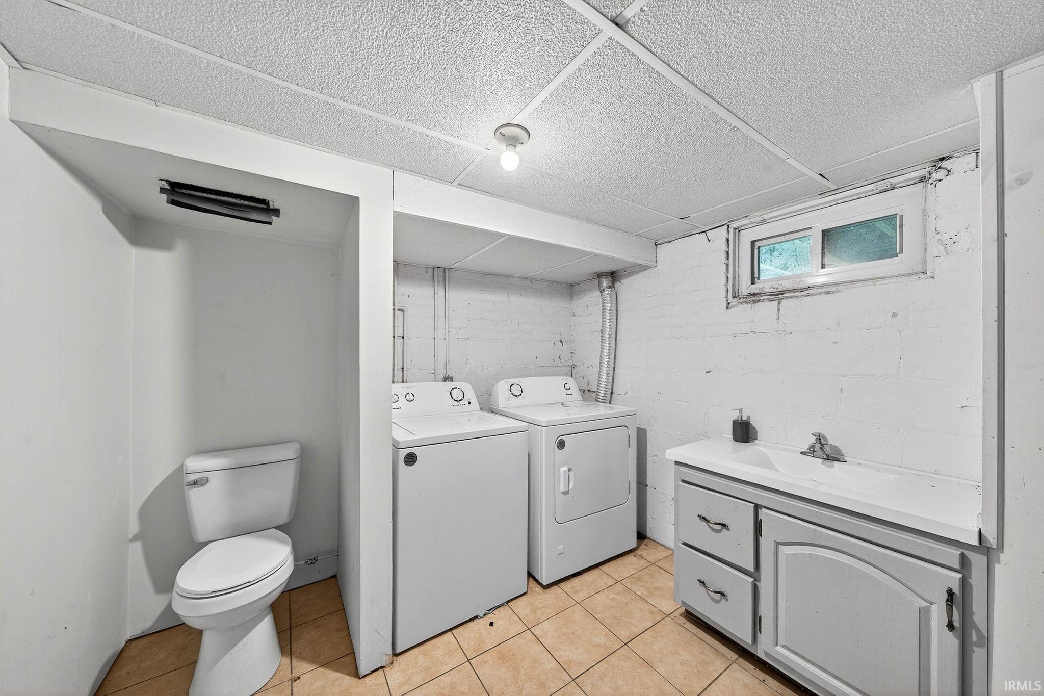 104 West Harrison Street North Liberty, IN 46554 - Photo 3 of 15