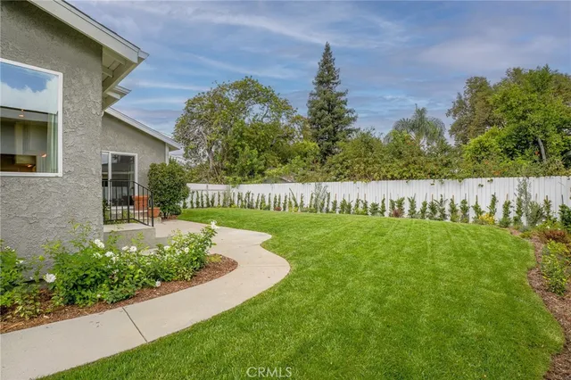 a view of garden with patio