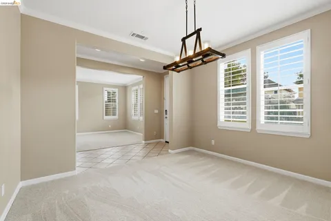 $695,000 | 641 Kirkland Avenue, Vallejo, CA 94592