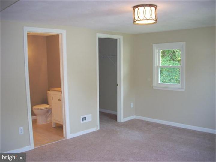 39 Mabel Street Ewing, NJ 08638 - Photo 20 of 23