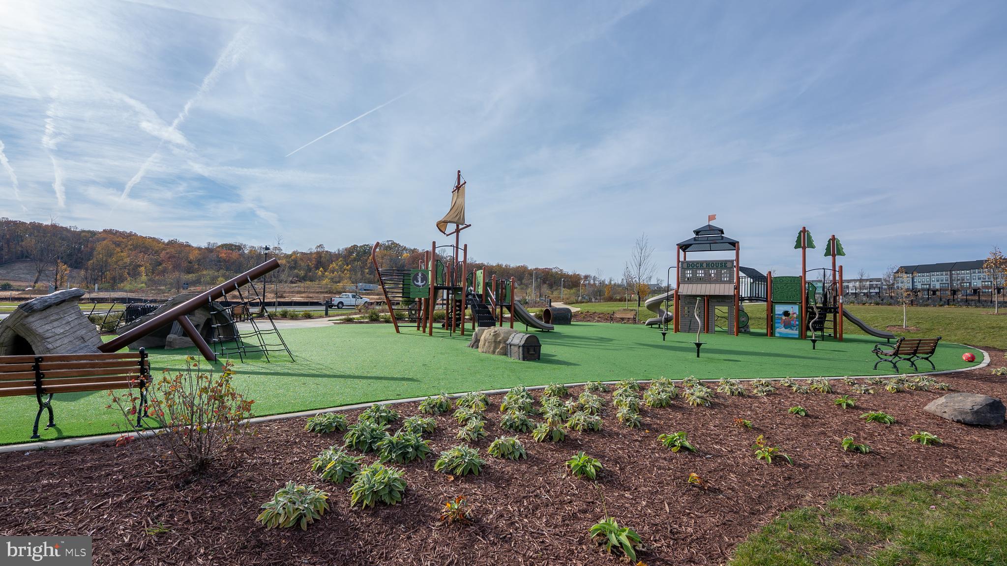 1622 Sandpiper Bay Loop Dumfries, VA 22026 - Photo 39 of 47 a view of a city