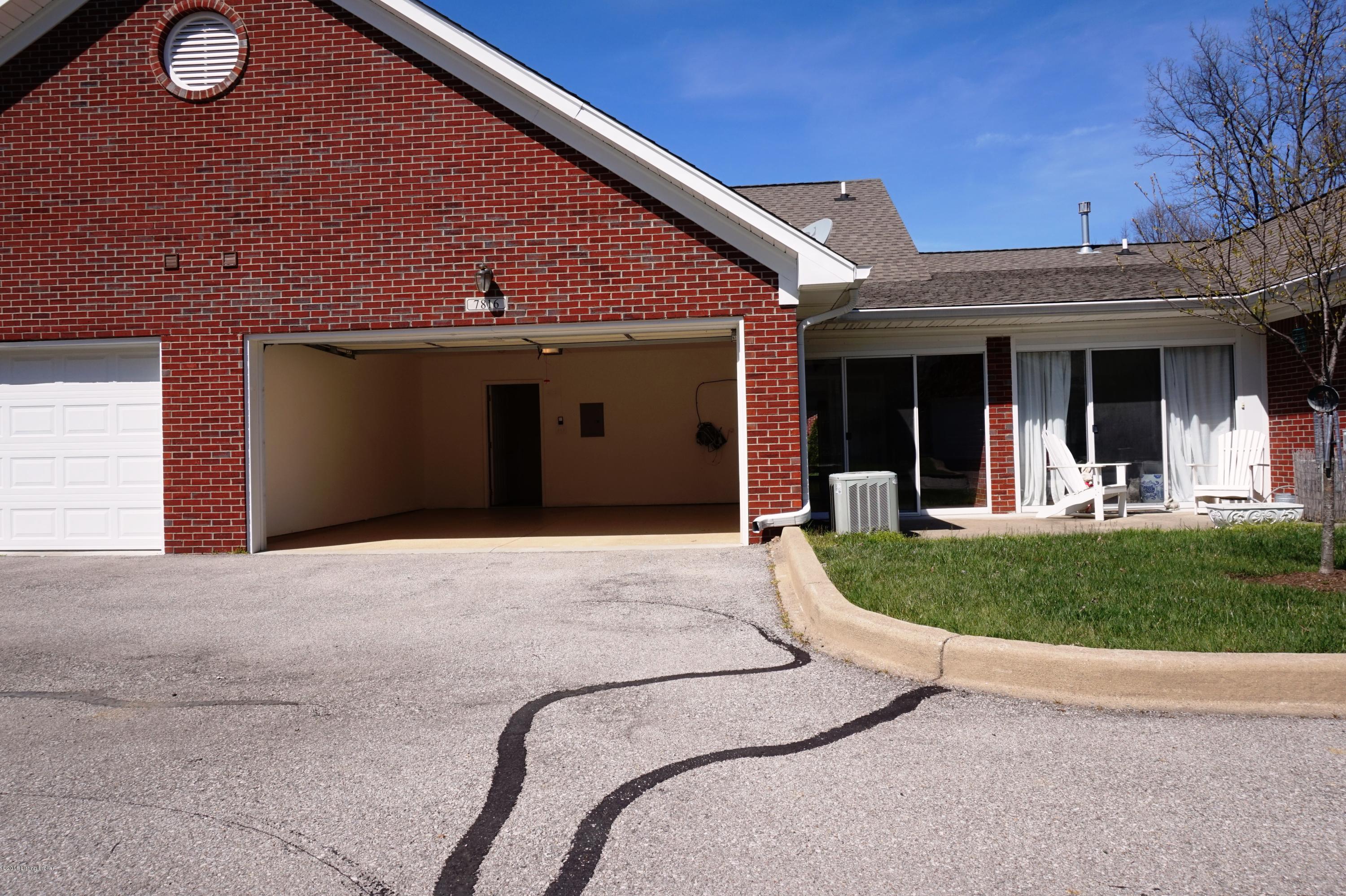 7816 Turtle Run Court Prospect, KY 40059 - Photo 33 of 35 DSC07266