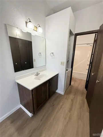 $850 | 76 Peachtree Lane, Fairview Heights, IL 62208