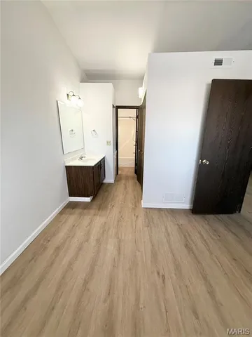 $850 | 76 Peachtree Lane, Fairview Heights, IL 62208