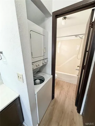 $850 | 76 Peachtree Lane, Fairview Heights, IL 62208