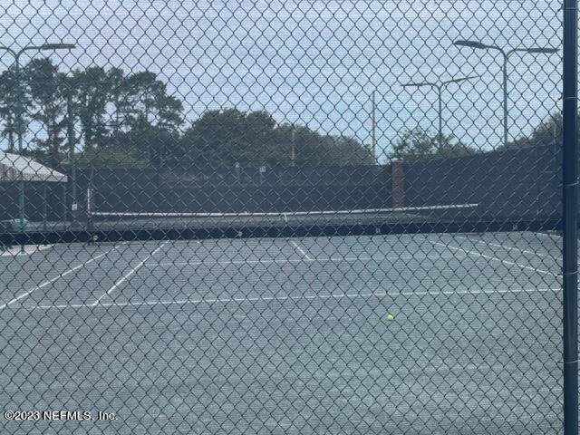 2218 Eagle Talon Circle Fleming Island, FL 32003 - Photo 23 of 40 a close up of a shower