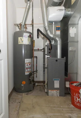 $265,000 | 520 West Huron Street, Unit 204, Chicago, IL 60654