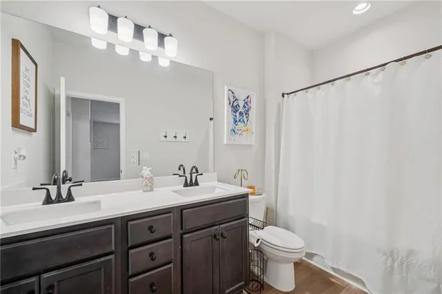 $390,000 | 5305 Fox Hl Lane, Oakwood, GA 30566