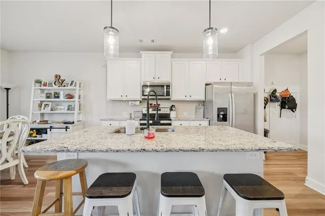 $390,000 | 5305 Fox Hl Lane, Oakwood, GA 30566